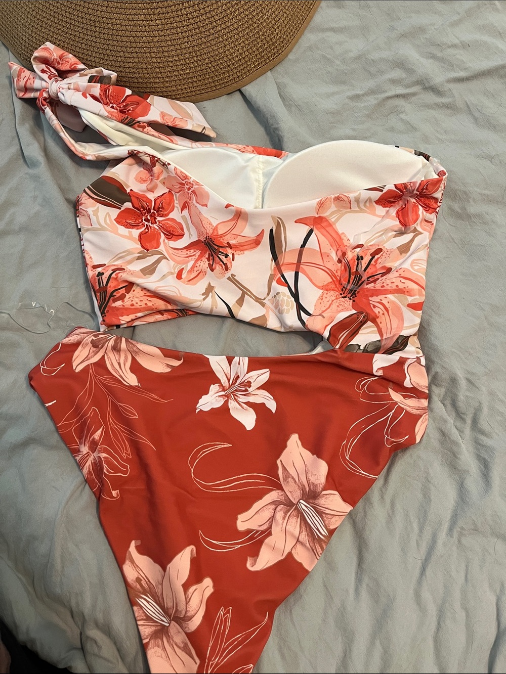 NWT Floral One-Shoulder Women's One-Piece (Monokini) Swimsuit in Coral Floral - Picture 5 of 8